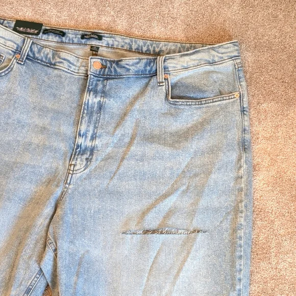 NWT Wild Fable 90s Relaxed High Rise Straight Jeans Slashed 22 - Picture 4 of 10